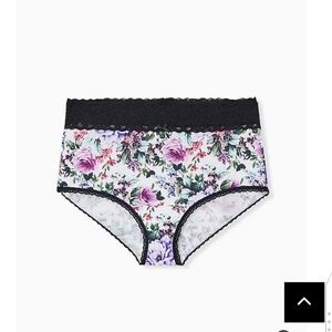 🆕WHITE FLORAL & BLACK WIDE LACE COTTON BRIEF PANTY